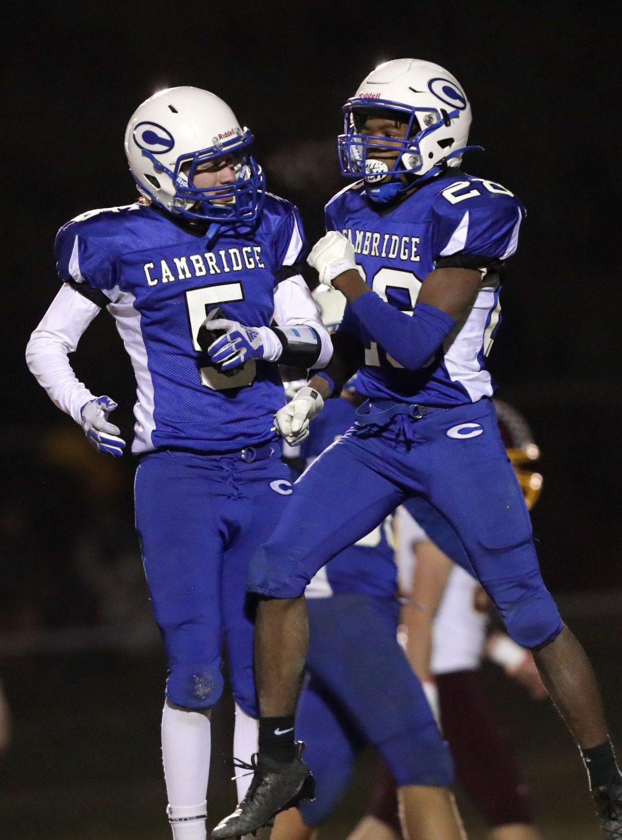 Cambridge 43, Waterloo 13